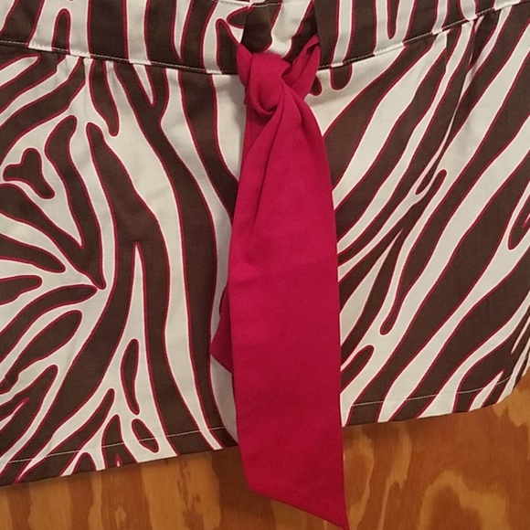 Top - Picture 2 of 3